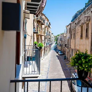 Incao Giudecca House Cefalú